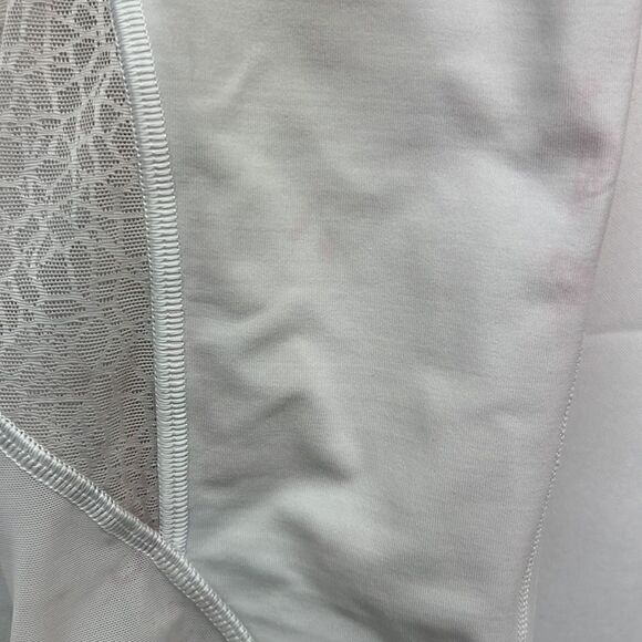 Lululemon Twist and train white cropped leggings white size 6 - Picture 6 of 13